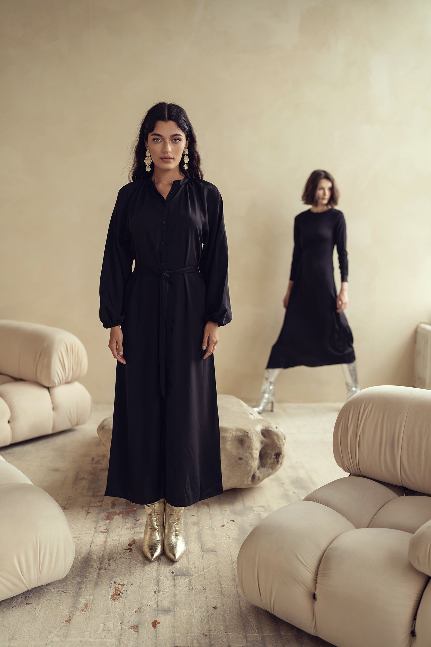 My shawty MARQUE bell sleeve dress ブラック Bliss Flowy Button Maxi Dress Black – Sheek